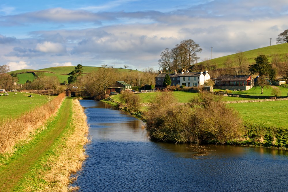 Westmorland Way Walk in 2024/25 | Mickledore Travel